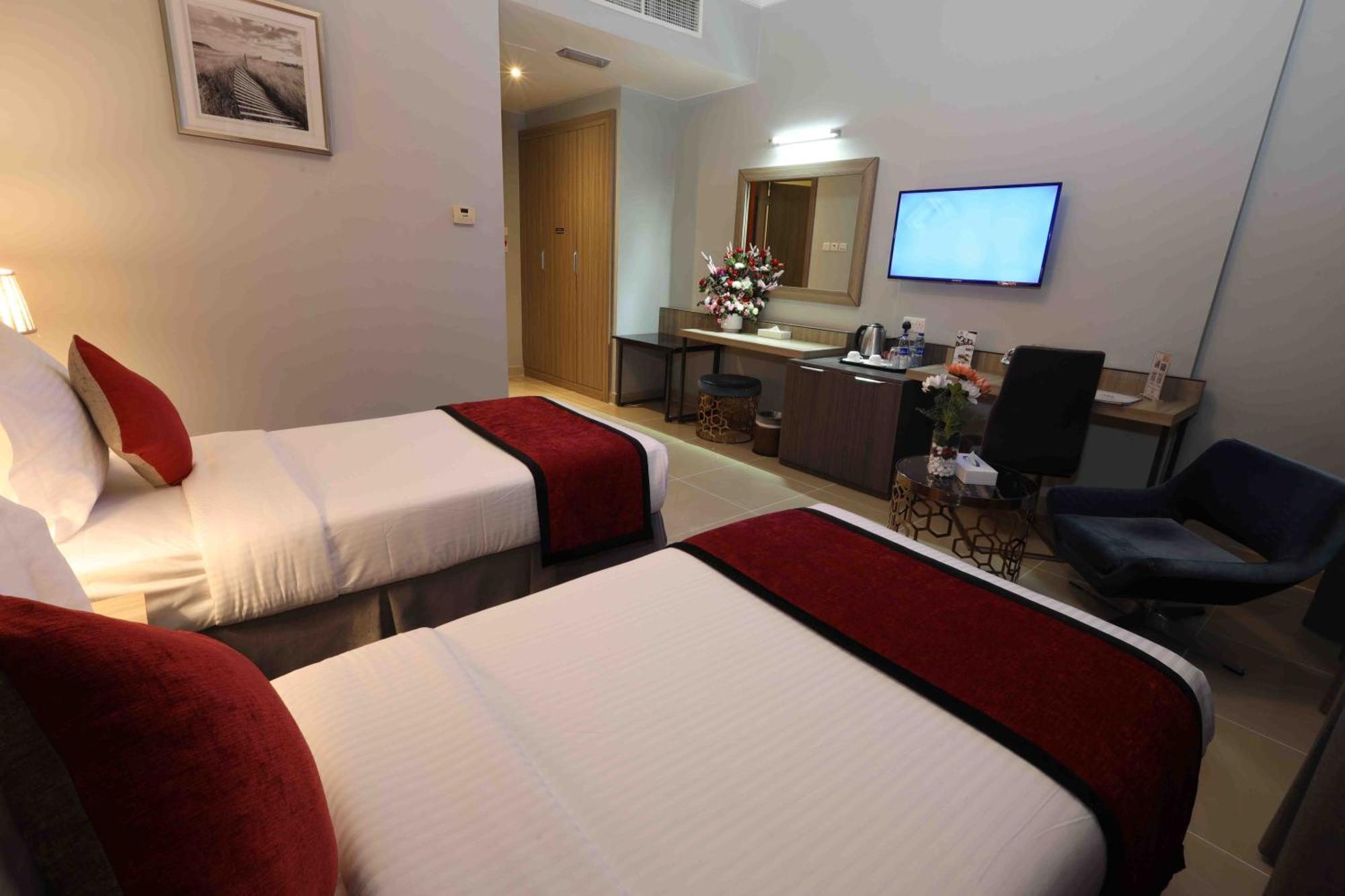Fortis Hotel Fujairah Bagian luar foto