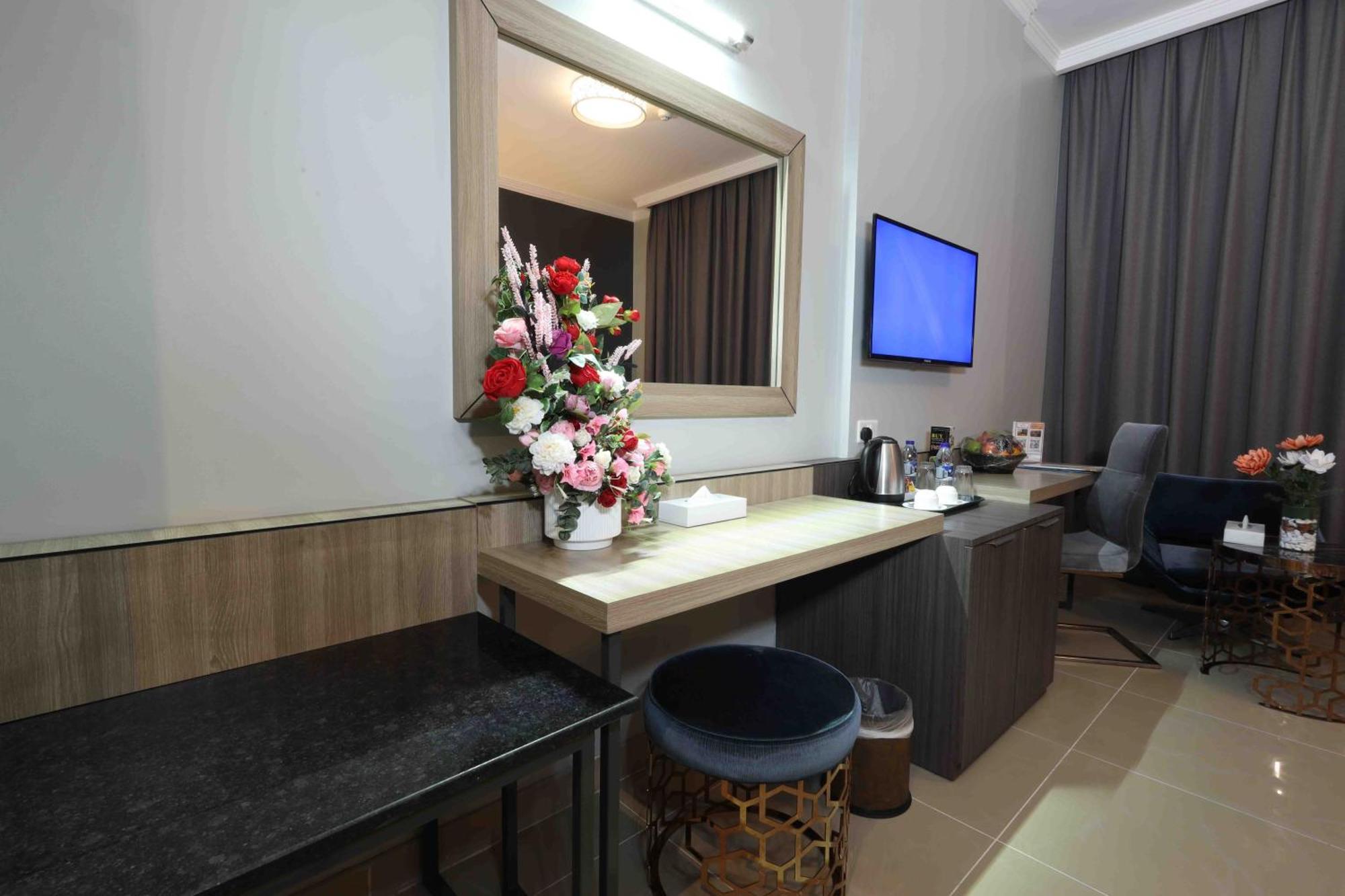 Fortis Hotel Fujairah Bagian luar foto